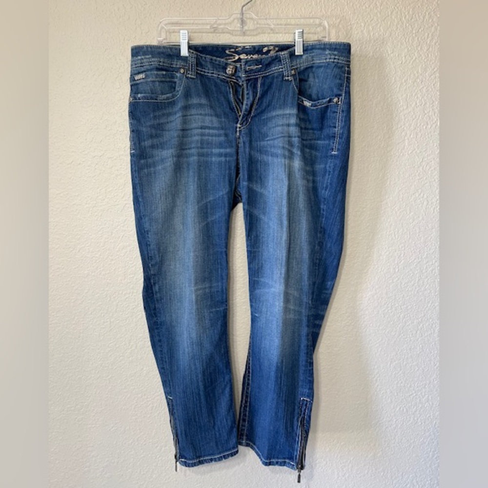 SEVEN7 Embellished Side Ankle Zip Jeans - Picture 7 of 8